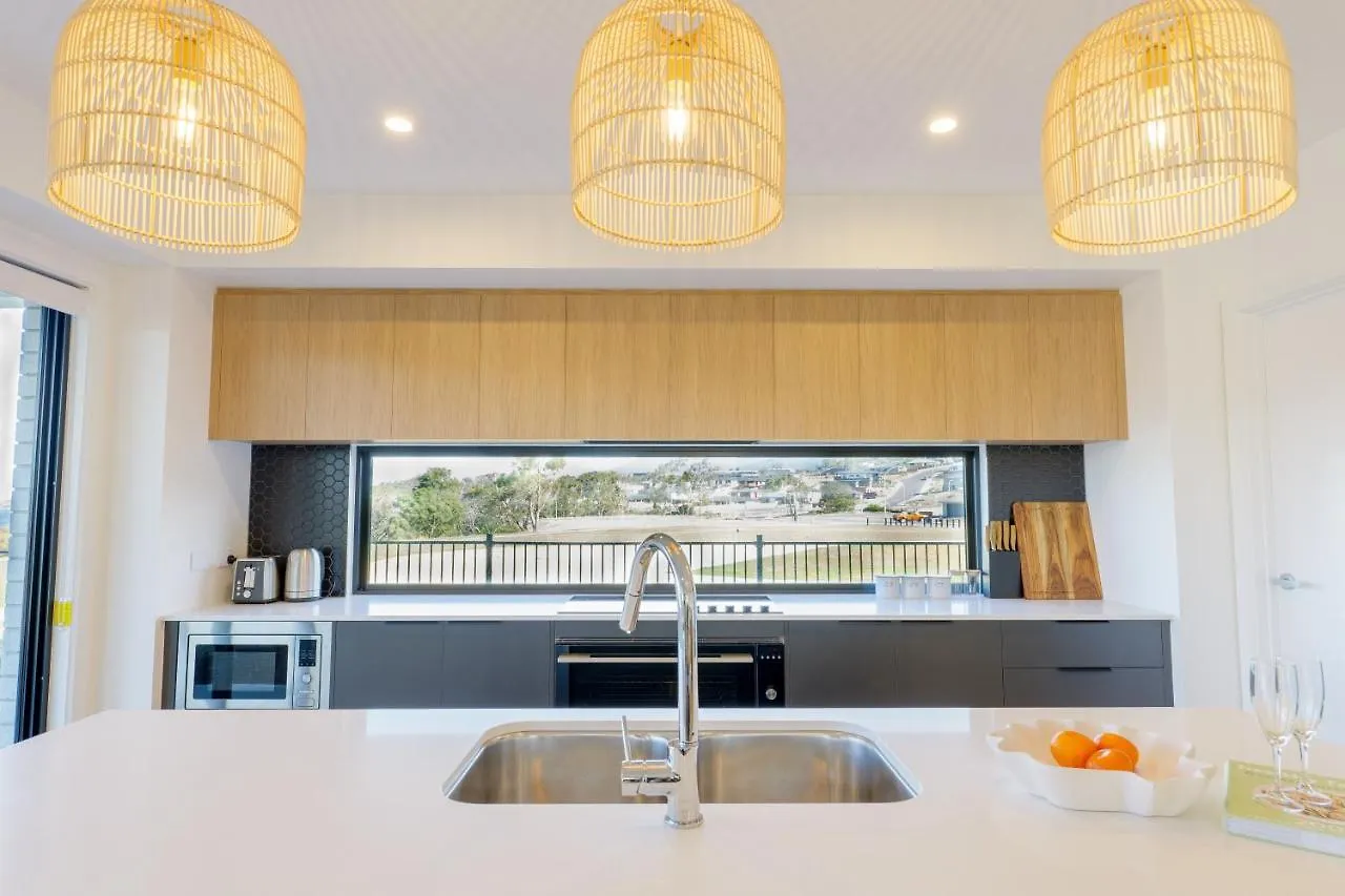 Hobart Luxury Waterfront Retreat 4Br Award-Winning Stay 0*,  Australia